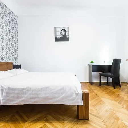 Daire на романчука в центрі Lviv