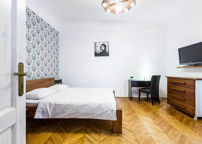 на романчука в центрі Apartmán