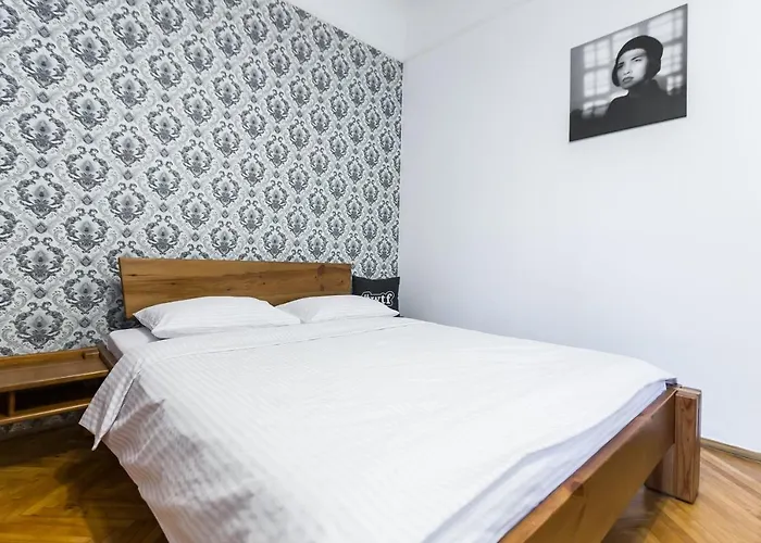 на романчука в центрі Apartamento *