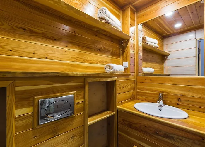 на романчука в центрі * Lvov