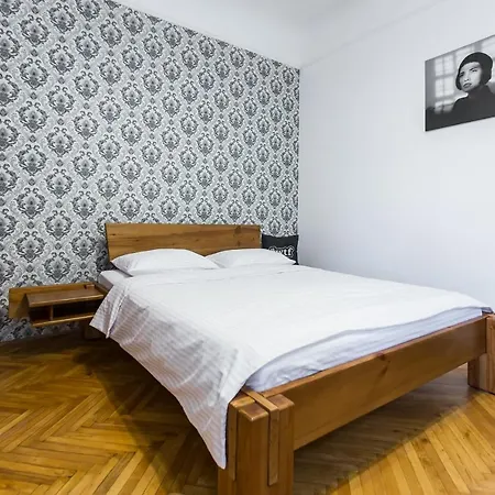 Apartment на романчука в центрі *